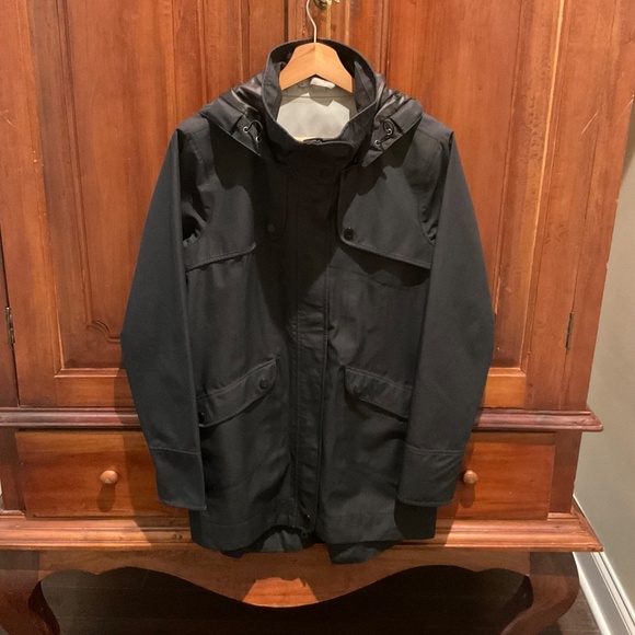 Athleta Women’s Rain  Waterproof Hooded  Trench  Black  Coat, Size  S - Picture 3 of 5